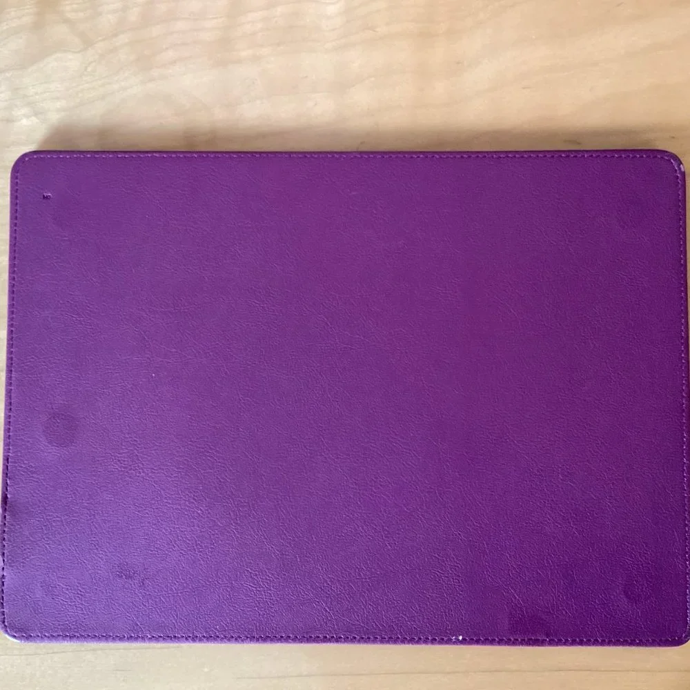 Plum Purple Tablet/ipad 9.7 Bluetooth Keyboard 8.5